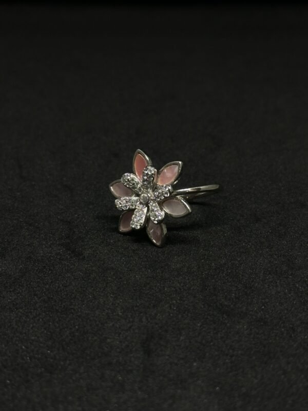 Single Flower Ring