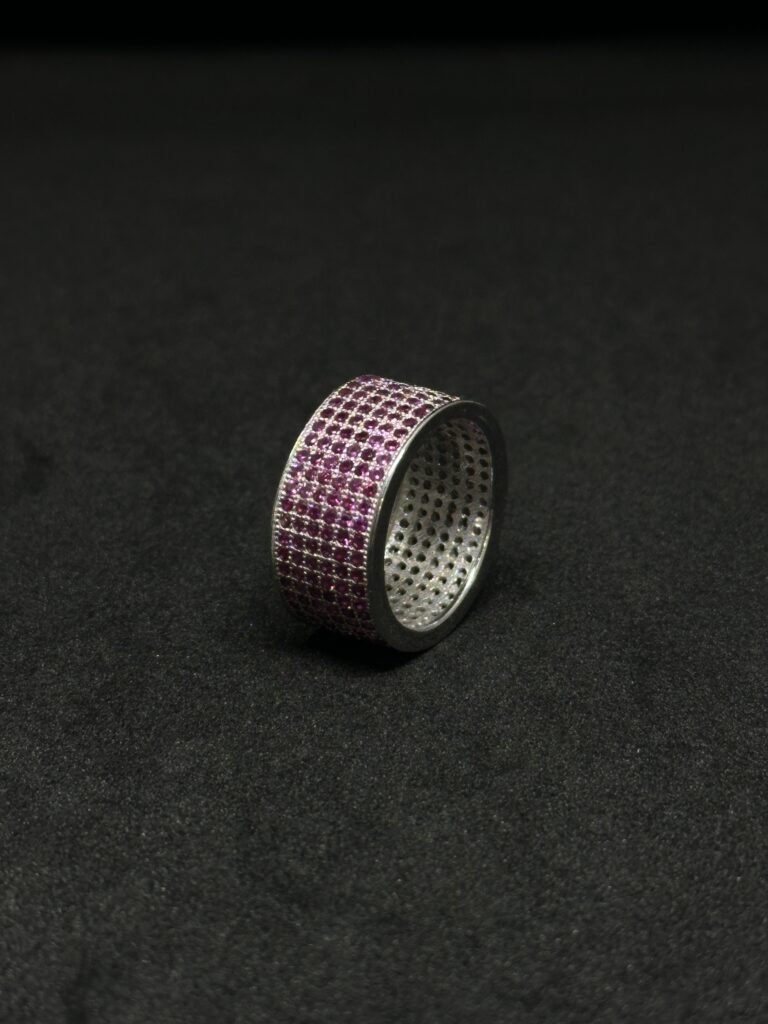 Elegant Red Gemstone Ring Kada
