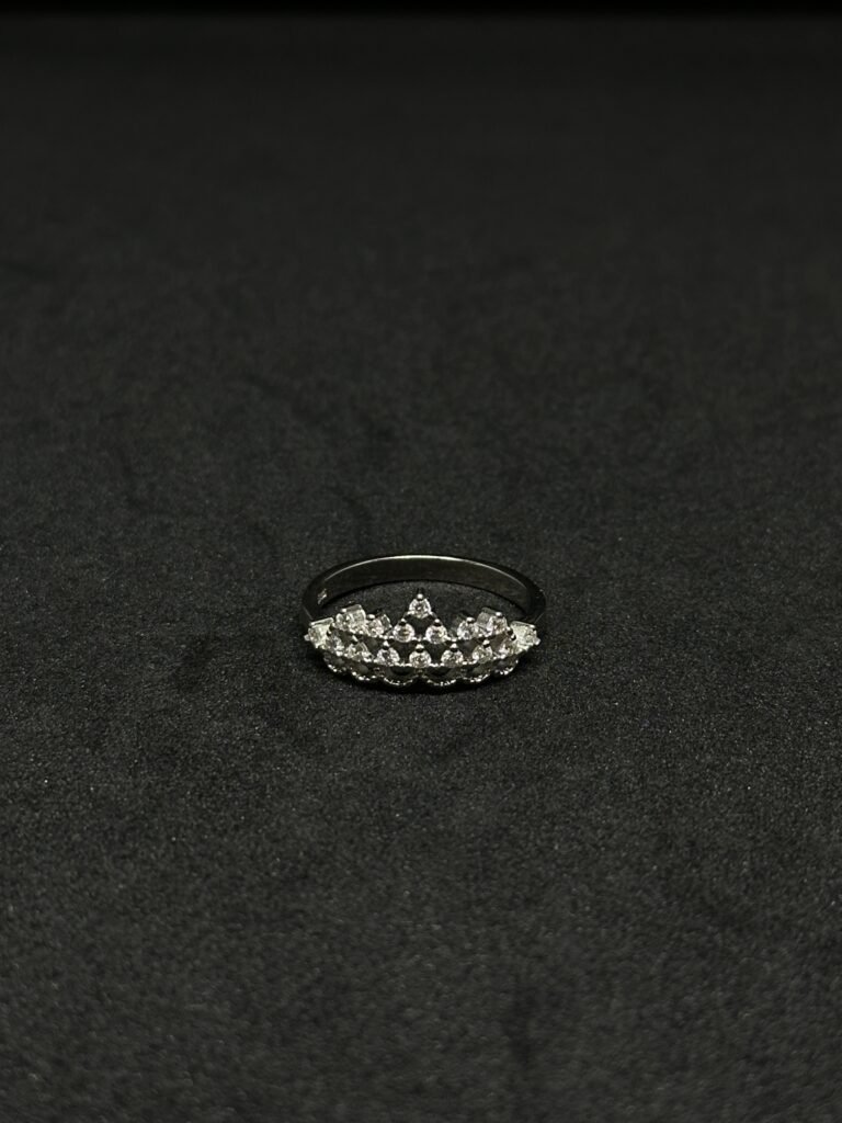 Queen Tirera Ring
