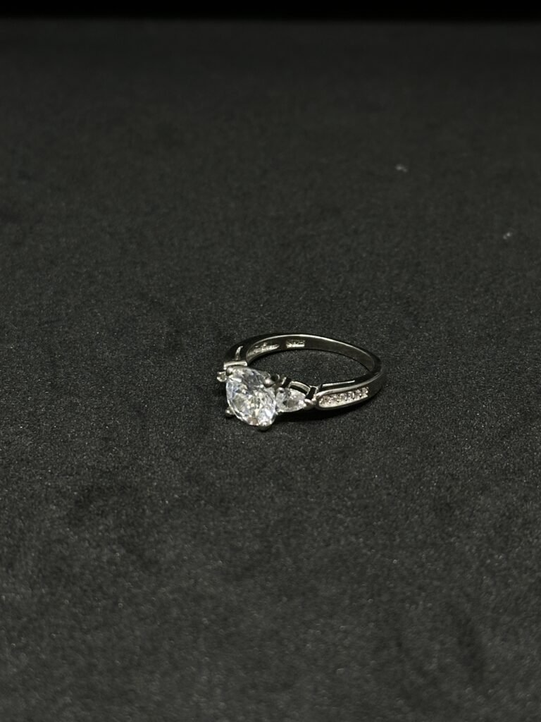 Elegant Single Diamond Ring