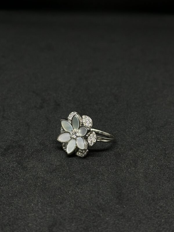 Sleek Diamond Flower Ring