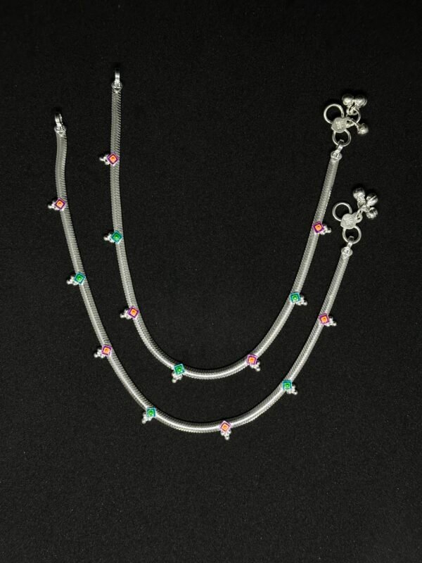 Elegant Payal with Smooth Finish - Image 3