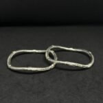 Circle Shape Curvy Bangles