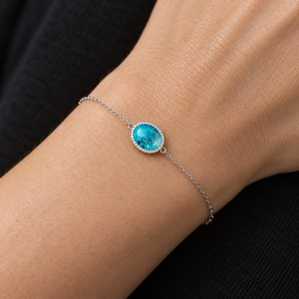 Elegant Women's Bracelet - Image 1