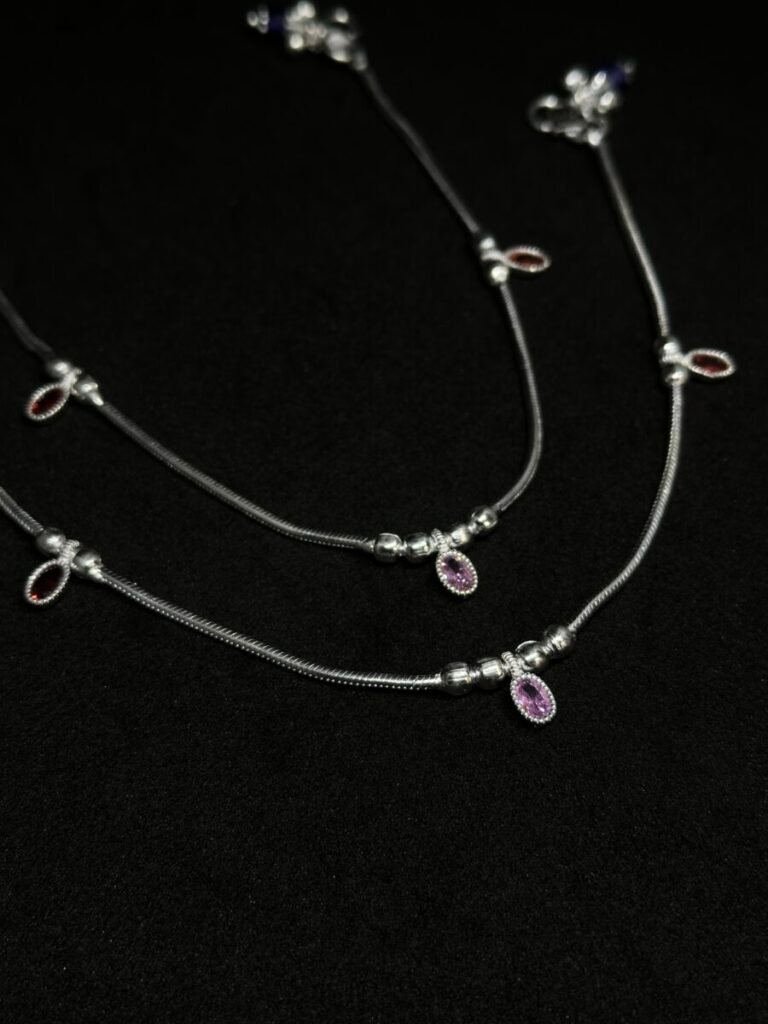 Simple and Elegant Payal with Oval Stud Diamonds