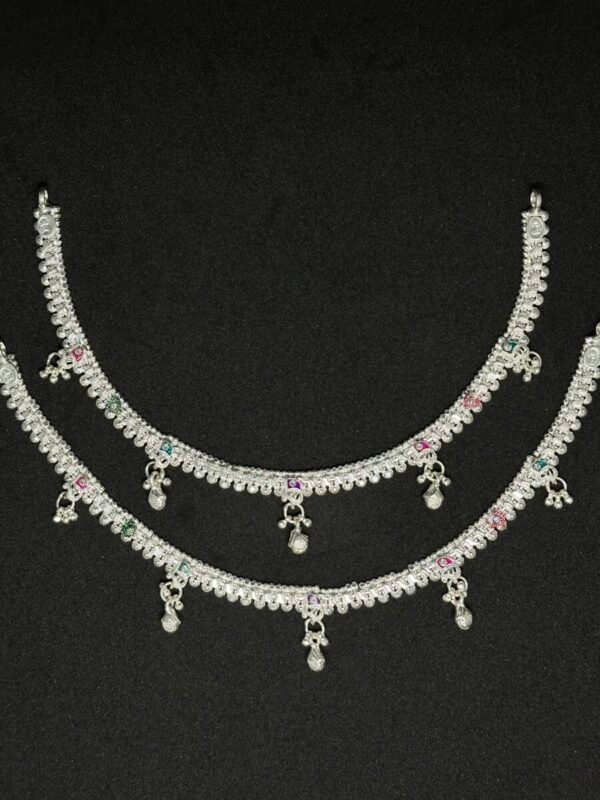 Heritage Payal for Ethnic Elegance - Image 3
