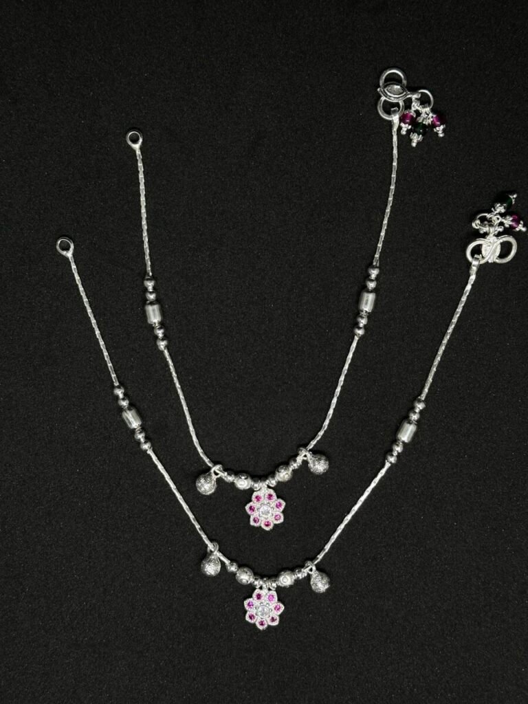 Flower Shape Pink Diamond Payal