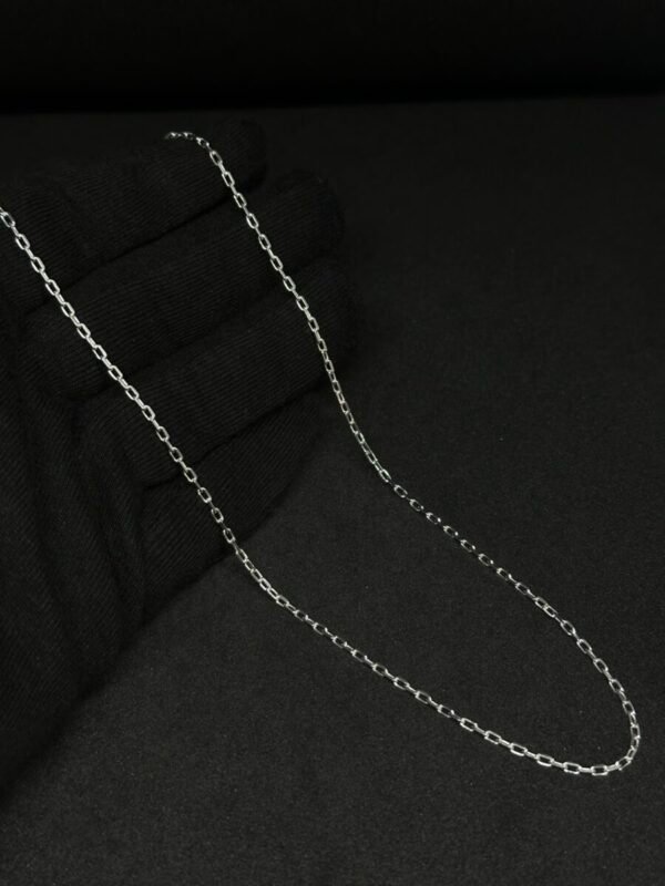 Unisex Chain - Stylish and Versatile