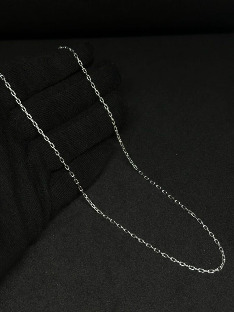 Unisex Chain - Stylish and Versatile
