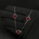 Elegant Chain Pendant