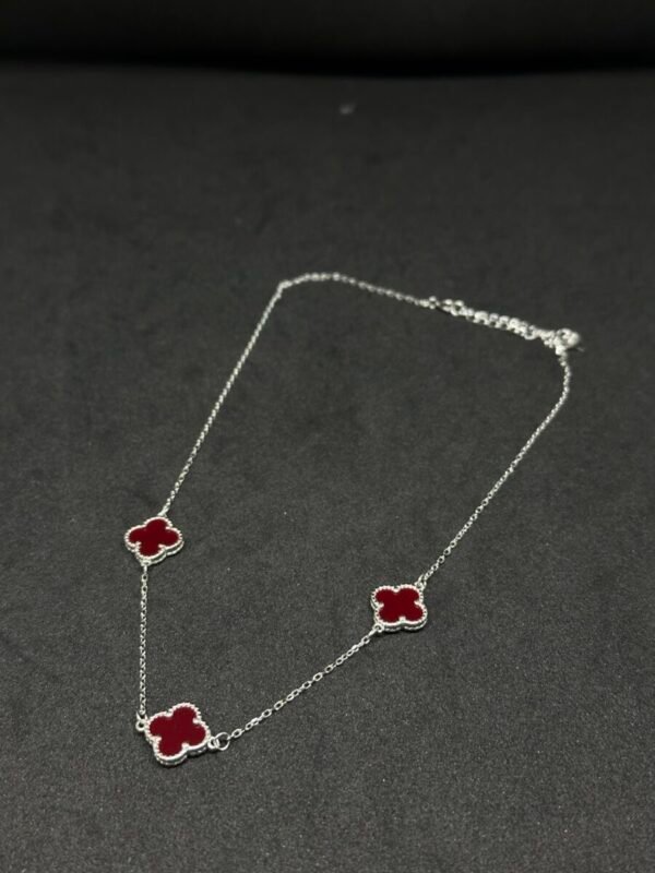 Elegant Chain Pendant - Image 2