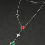 Elegant Chain Pendant