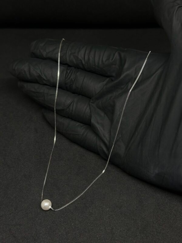 Moti Design Chain Pendant