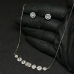 Solitare Inspired Design Chain Pendant