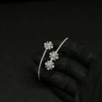 Elegant Solitaire Design Bracelet