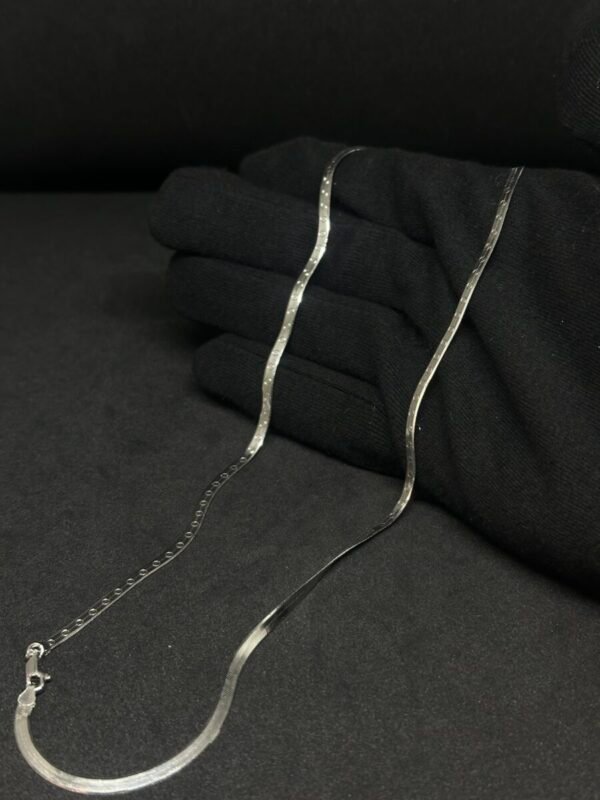 Sleek Chain for Men