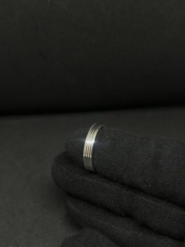 Elegant Unisex Ring Kada