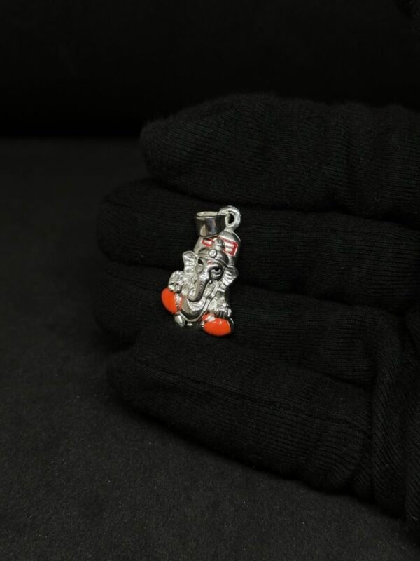 Elegant Ganeshji Pendant