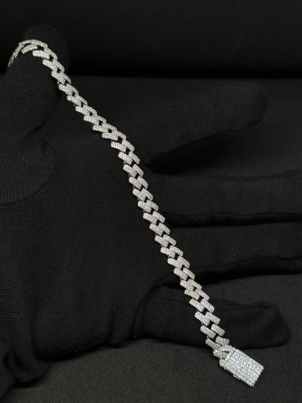 Striking Cuban Bracelet