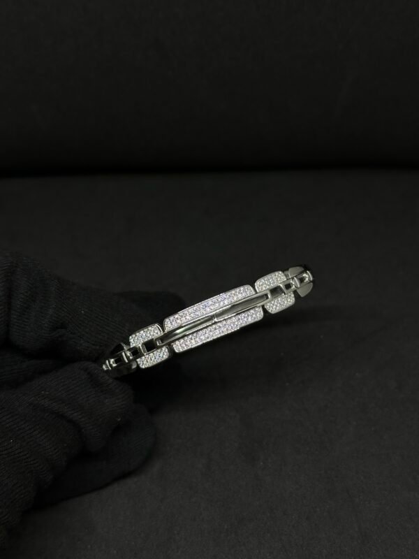 Stylish Corner Kada for Men