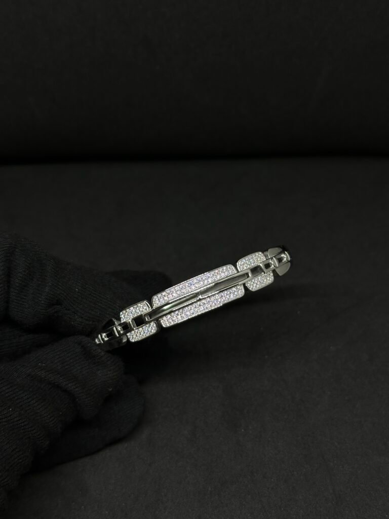 Stylish Corner Kada for Men