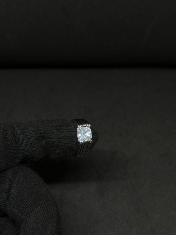 Elegant Single Diamond Ring