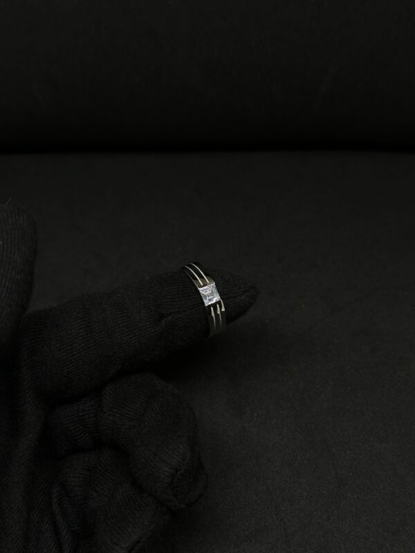 Classic Men's Ring