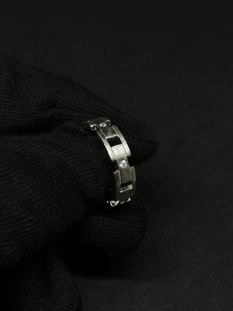 Exquisite Ring Kada