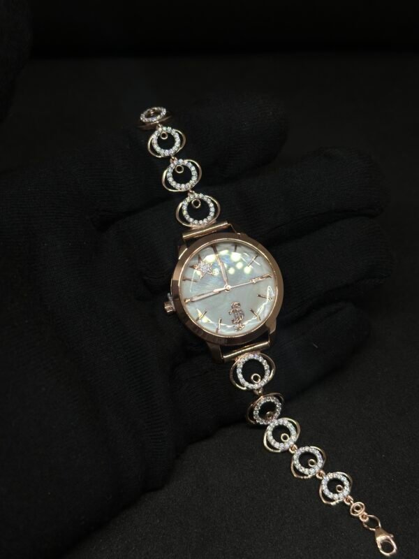 Lightweight Watch for Her - Image 3