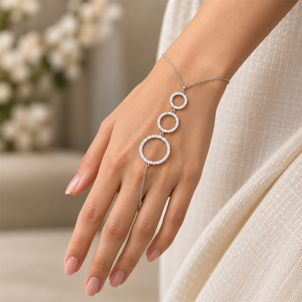 Circle Pochi for Women